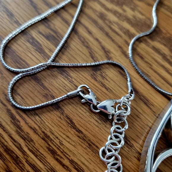 BRIGHTON Large Silver Swirl Removable Pendant Necklace With Long Length Chain - Picture 3 of 8